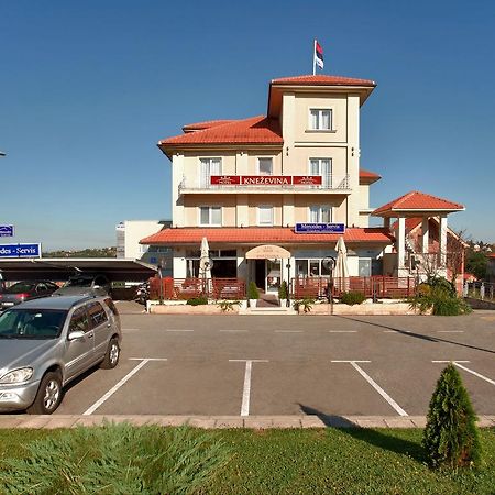 Hotel Knezevina Vranic  Exterior photo